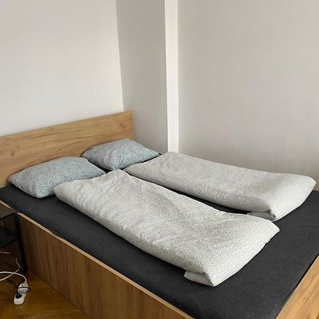 Classy Rooms In Old Town Краков Экстерьер фото