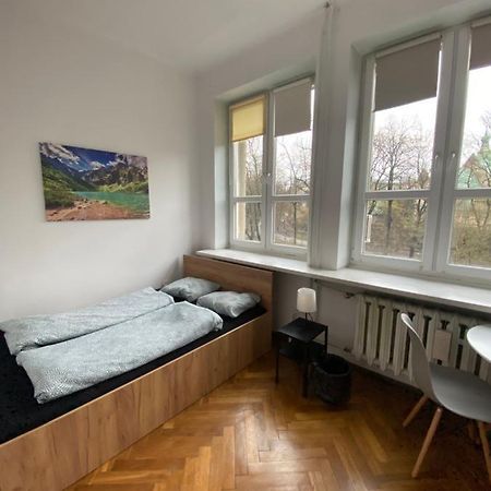 Classy Rooms In Old Town Краков Экстерьер фото
