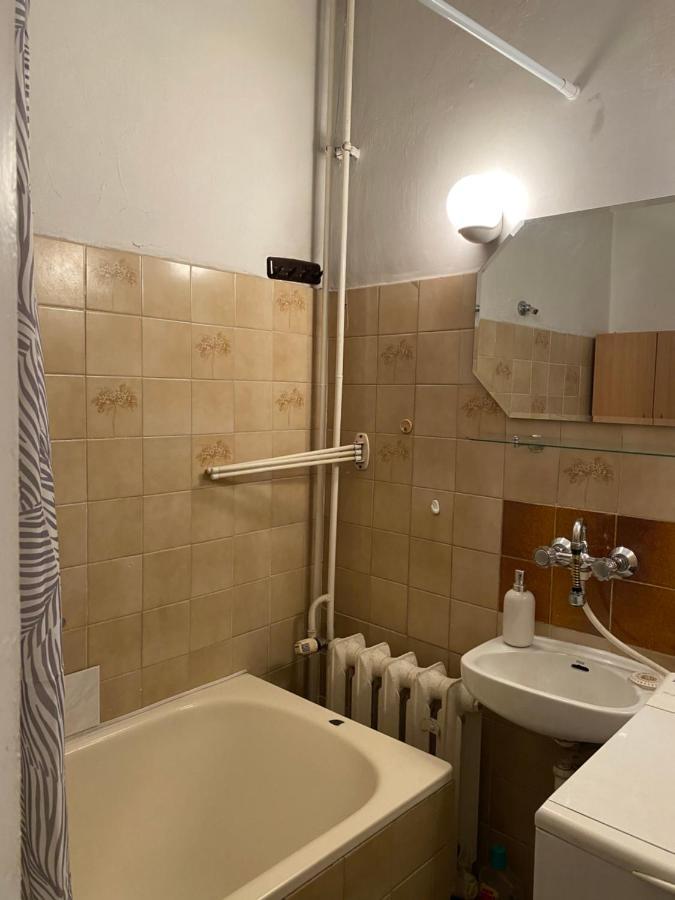 Classy Rooms In Old Town Краков Экстерьер фото